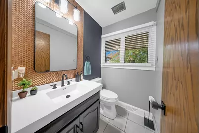 8430 Carriage Green Drive, Darien, IL 60561 - Photo 22