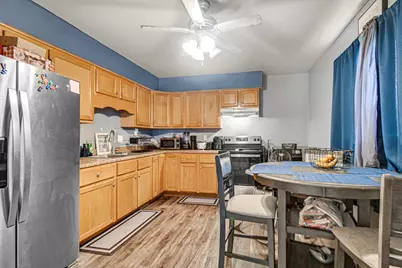 562-564 3rd Street, Crete, IL 60417 - Photo 6