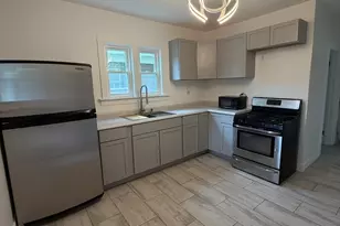 1033 Lathrop Ave, Forest Park, IL 60130 - Photo 4