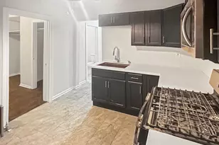 2953 W Warren Blvd, Chicago, IL 60612 - Photo 10
