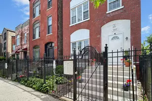 2953 W Warren Blvd, Chicago, IL 60612 - Photo 2
