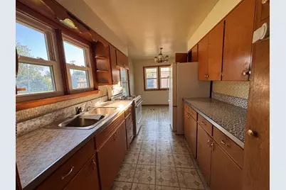 203 E 2nd Street, Genoa, IL 60135 - Photo 4