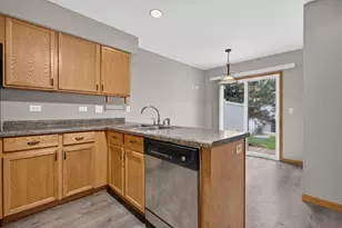 533 Mallard Ln, Sugar Grove, IL 60554 - Photo 10