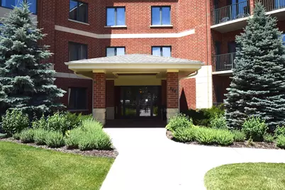 845 E 22nd Street #305, Lombard, IL 60148 - Photo 2