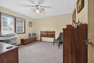 1512 Courtland Ave, Normal, IL 61761 - Photo 12