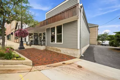 227 - 229 W Wilson Street, Batavia, IL 60510 - Photo 2