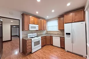 4950 N Marmora Ave, Chicago, IL 60630 - Photo 4