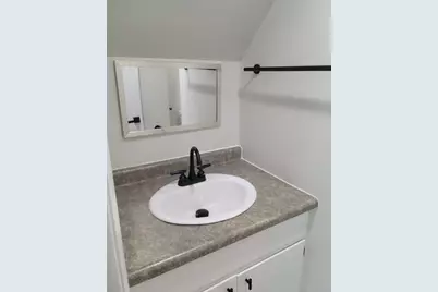 731 N Madison Street, Woodstock, IL 60098 - Photo 10