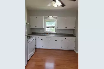 731 N Madison Street, Woodstock, IL 60098 - Photo 32