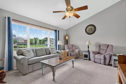 202 Dusty Trail #202, Coal City, IL 60416 - Photo 6