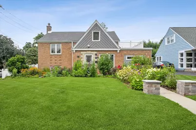 944 S Ardmore Avenue, Villa Park, IL 60181 - Photo 2