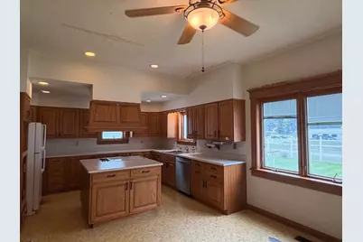 290 N Main Street, Herscher, IL 60941 - Photo 22