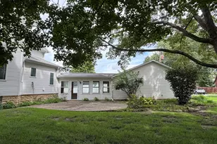 290 N Main St, Herscher, IL 60941 - Photo 8