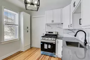 1638 Oakwood Ave, Des Plaines, IL 60016 - Photo 10