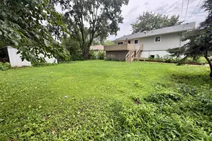 807 Hayward Ave, Streamwood, IL 60107 - Photo 16
