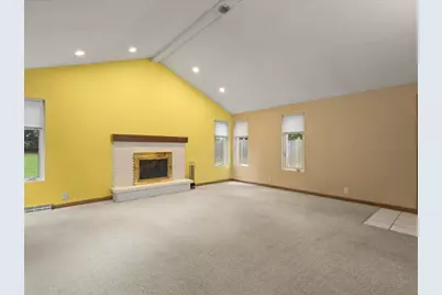 1407 Vassar Road, Rockford, IL 61103 - Photo 22