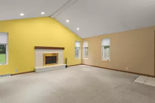 1407 Vassar Rd, Rockford, IL 61103 - Photo 22