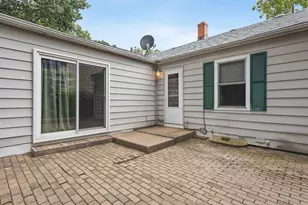 1407 Vassar Rd, Rockford, IL 61103 - Photo 28