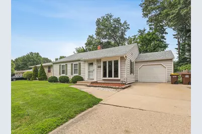 1407 Vassar Road, Rockford, IL 61103 - Photo 2