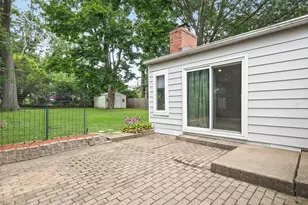 1407 Vassar Rd, Rockford, IL 61103 - Photo 30