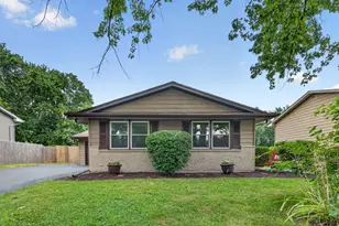2018 Jackson Branch Dr, New Lenox, IL 60451 - Photo 2