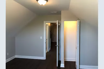 827 W 33rd Place #4, Chicago, IL 60608 - Photo 18
