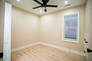 3703 W Palmer St, Chicago, IL 60647 - Photo 8