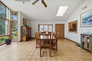 567 Happ Rd, Northfield, IL 60093 - Photo 8