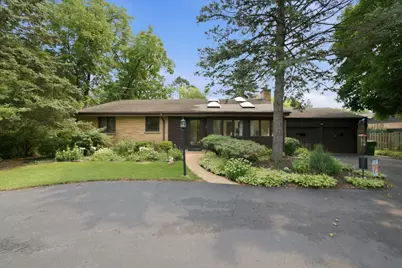 567 Happ Road, Northfield, IL 60093 - Photo 4