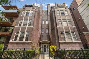 3835 N Ashland Ave, Chicago, IL 60613 - Photo 1