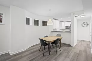 3835 N Ashland Ave, Chicago, IL 60613 - Photo 10
