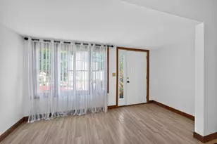 322 Hickory St, Dekalb, IL 60115 - Photo 10