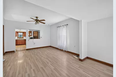322 Hickory Street, Dekalb, IL 60115 - Photo 8