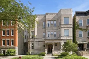 626 W Buckingham Pl, Chicago, IL 60657 - Photo 1