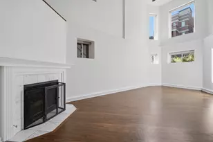 626 W Buckingham Pl, Chicago, IL 60657 - Photo 12