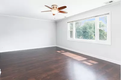 712 W Highland Avenue #6, Elgin, IL 60123 - Photo 12