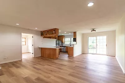1075 Aspen Drive, Buffalo Grove, IL 60089 - Photo 2