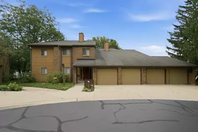 650 Waverly Drive #D, Elgin, IL 60120 - Photo 2