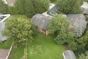 650 Waverly Dr, Elgin, IL 60120 - Photo 28