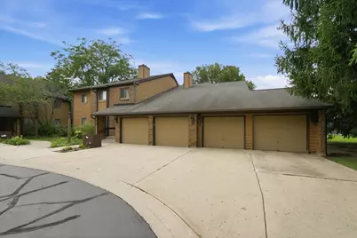 650 Waverly Drive #D, Elgin, IL 60120 - Photo 4