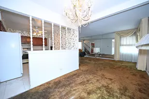 1322 S Arlington Heights Rd, Arlington Heights, IL 60005 - Photo 2