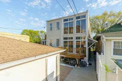 4055 W Nelson Street, Chicago, IL 60641 - Photo 18