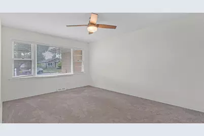 5018 Dobson Street, Skokie, IL 60077 - Photo 8