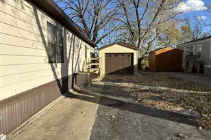 31 Meadowlark Ln, Beecher, IL 60401 - Photo 2