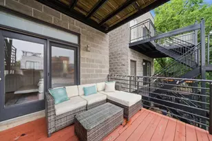 1117 N Wood St, Chicago, IL 60622 - Photo 18