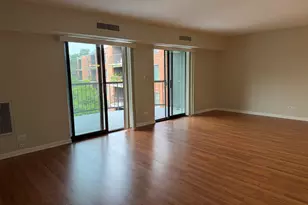 1415 E Central Rd, Arlington Heights, IL 60005 - Photo 4