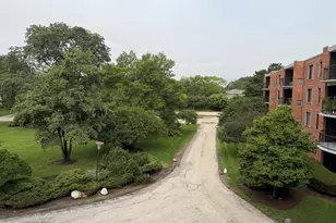 1415 E Central Rd, Arlington Heights, IL 60005 - Photo 22