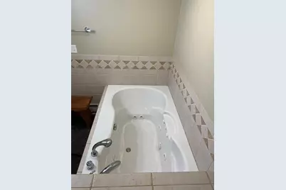 1140 N Northwest Highway, Park Ridge, IL 60068 - Photo 10