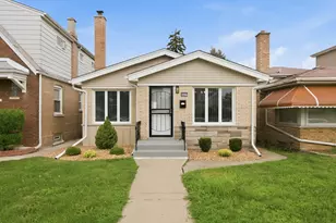 8437 S King Dr, Chicago, IL 60619 - Photo 1