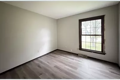 16 Somerset Road, Montgomery, IL 60538 - Photo 18